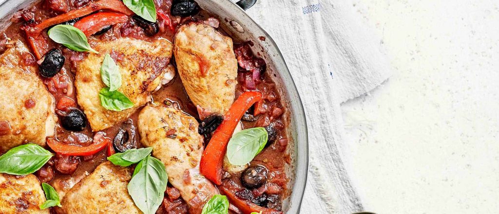 chicken recipes - Chicken, Red Pepper And Olive Cacciatore Photo credit: Olive Magazine 